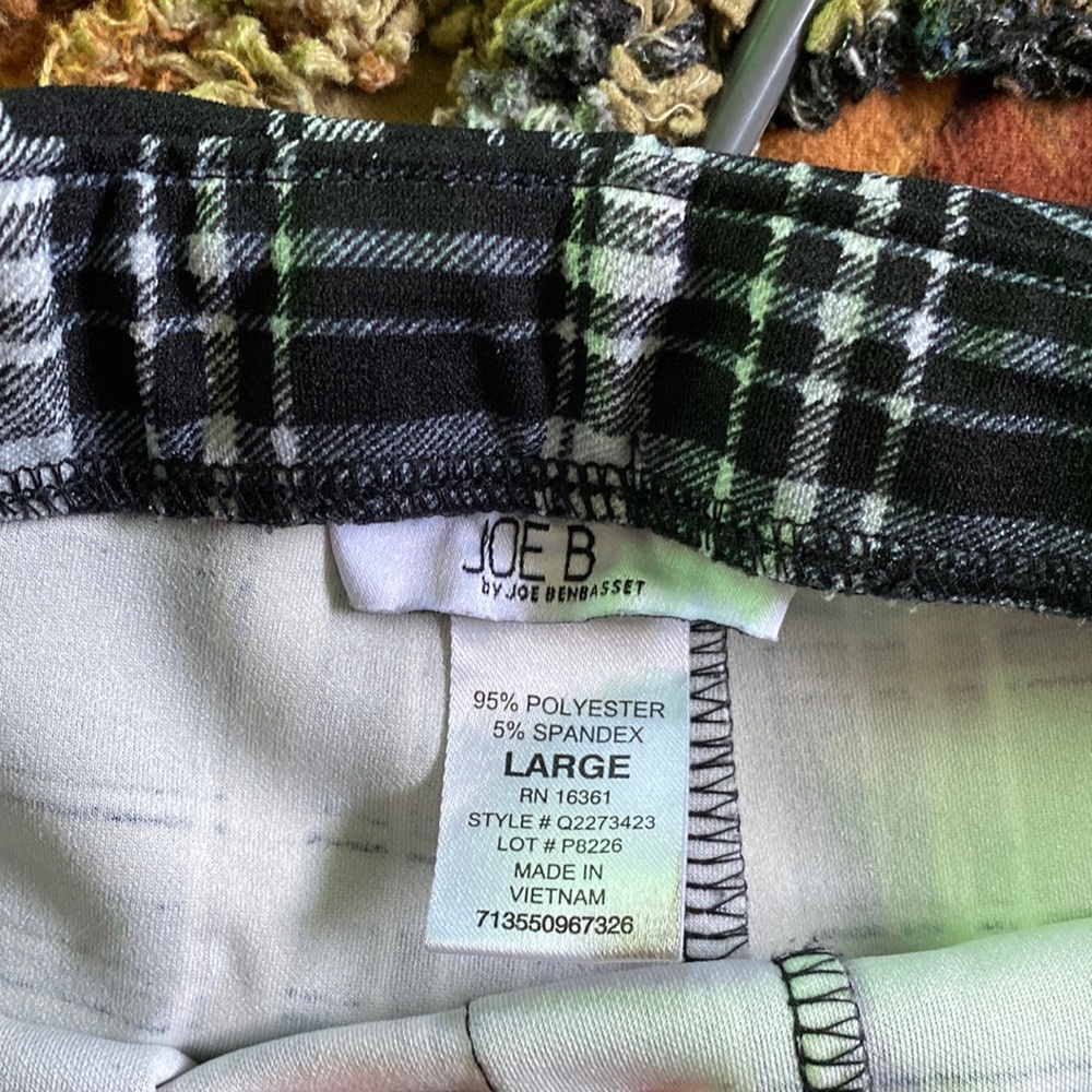 Cute plaid skinny trousers